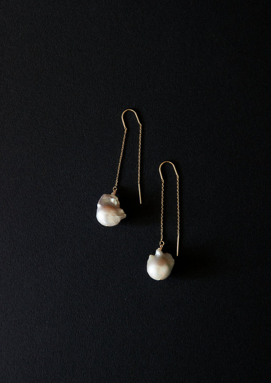 Baroque teardrop thread threader earrings gold rhodium silver - Alyssa