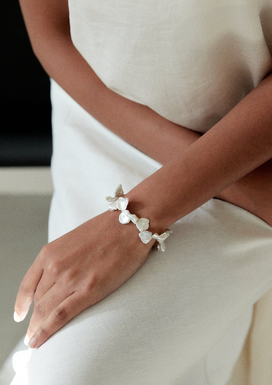flower petal keshi pearl bracelet - Alyssa