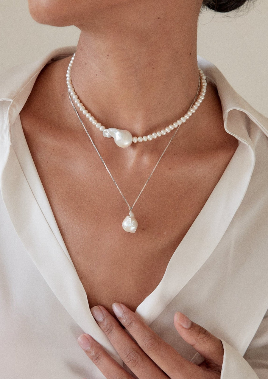 Layered baroque necklace asymmetrical pearl set - Alyssa